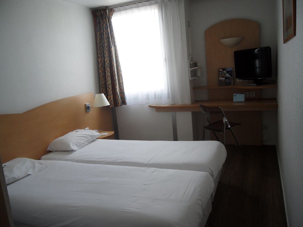 Hotel Inn Grenoble Eybens Parc Des Expositions Ex Kyriad Rum bild