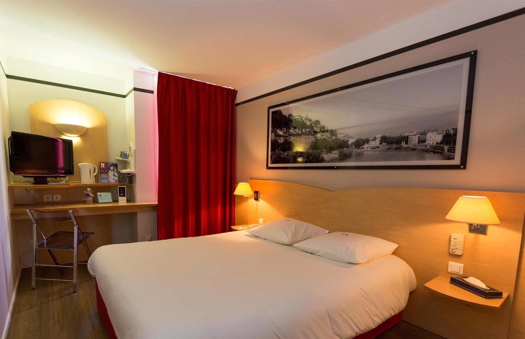 Hotel Inn Grenoble Eybens Parc Des Expositions Ex Kyriad Exteriör bild